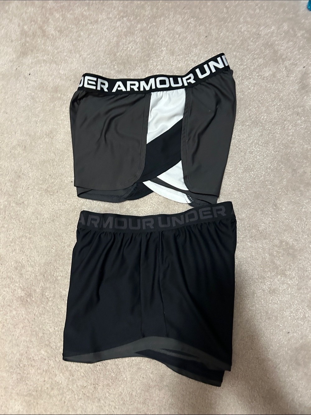 BUNDLE Under Armour Women's Black and Gray Athletic Shorts Duo - Picture 4 of 5